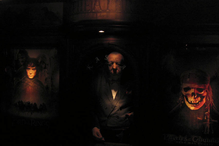 Muurschildering Dungeon - 3D Alfred Hitchcock